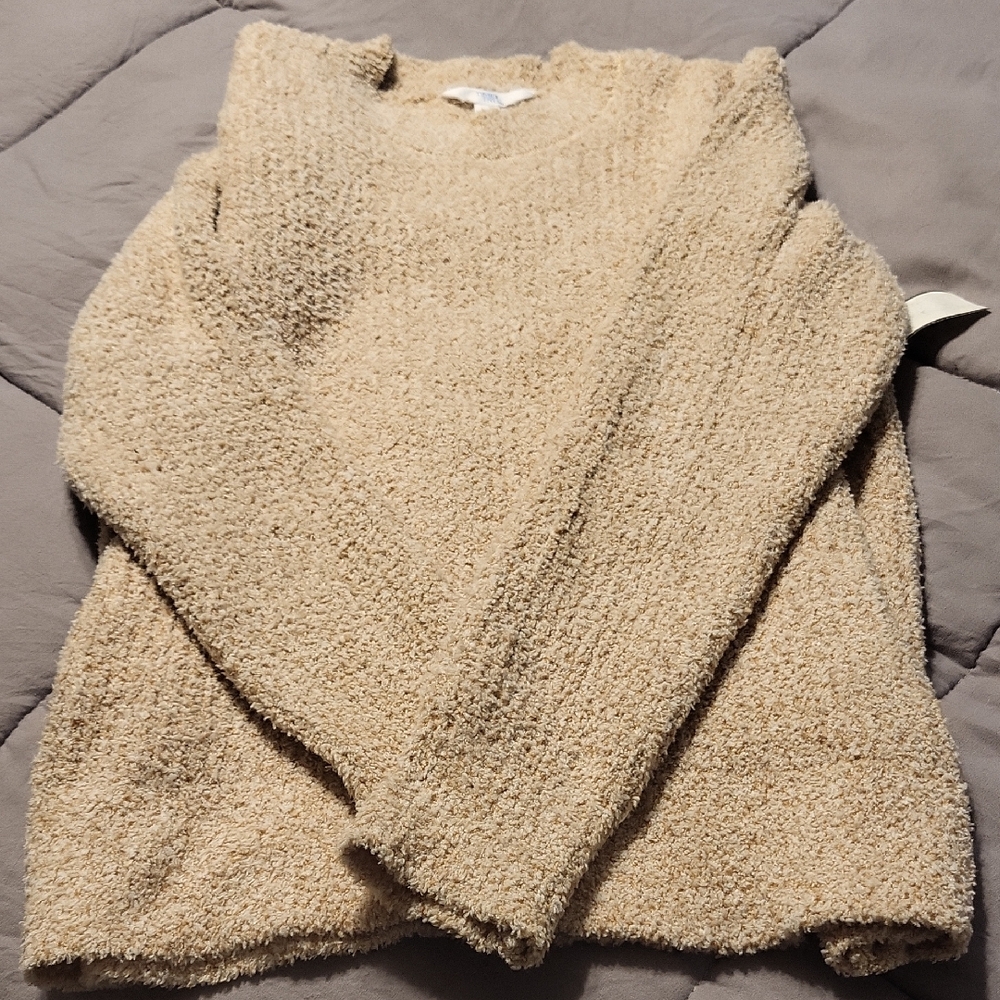 Time and Tru Cream Crew Neck Sweater with Textured Knit